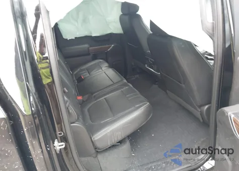 2020 Chevrolet Silverado 1500 4Wd Short Bed High Country z USA, uszkodzony, nr VIN 3GCUYHET5LG370159